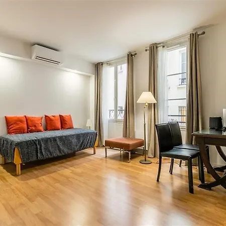 דירה Large Flat Louvre Pont Neuf 48 M2 פריז